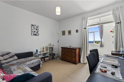 Photo of property in Devonport Apartments, 49/127 Saint Aubyn Street, New Plymouth, 4310