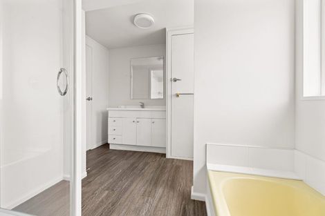 Photo of property in 135 Vigor Brown Street, Napier South, Napier, 4110