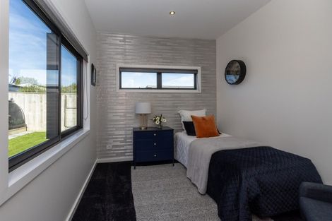 Photo of property in 33 Pohutukawa Drive, Eskdale, Napier, 4182