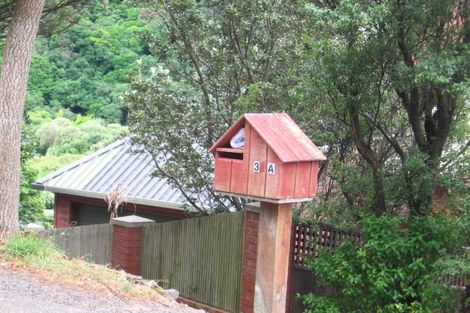 Photo of property in 36a Ranui Crescent, Khandallah, Wellington, 6035