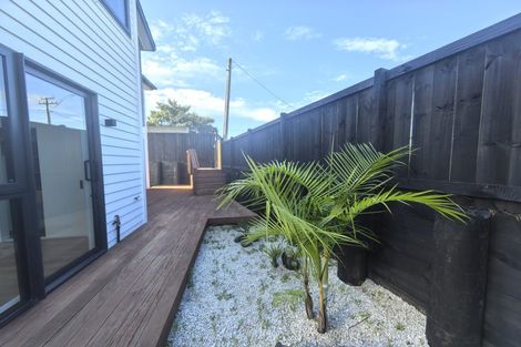 Photo of property in 1b Altair Place, Windsor Park, Auckland, 0632