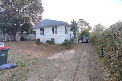 Photo of property in 392 Don Buck Road, Massey, Auckland, 0614