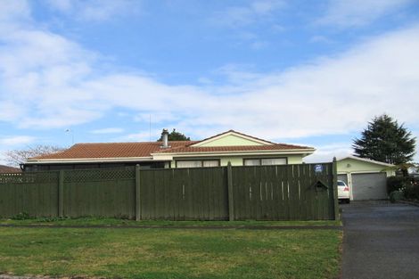 Photo of property in 913 Collinge Road, Mayfair, Hastings, 4122