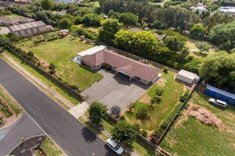 Photo of property in 10 Twin Oak Avenue, Papamoa Beach, Papamoa, 3118