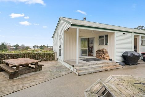 Photo of property in 41 Dingadee Street, Welcome Bay, Tauranga, 3112