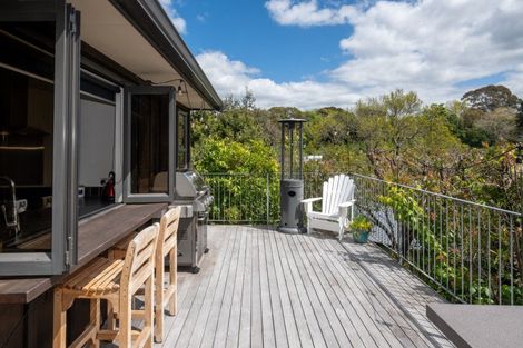 Photo of property in 5 Keith Sands Grove, Havelock North, 4130