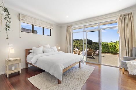 Photo of property in 64 Balboa Drive, Matakatia, Whangaparaoa, 0930