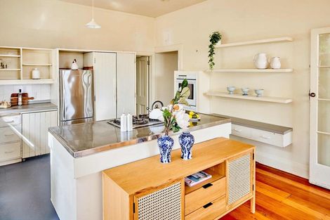 Photo of property in 39 Upland Road, Kelburn, Wellington, 6012