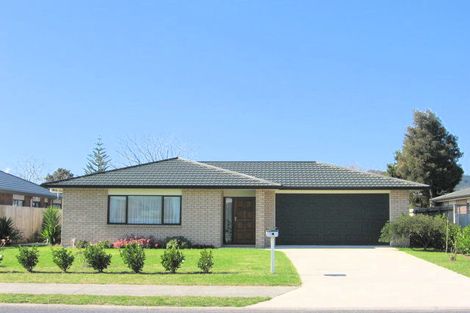 Photo of property in 36 Cholmondeley Crescent, Whitianga, 3510
