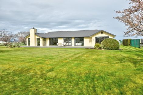 Photo of property in 24 Mckinnon Road, Edendale, Wyndham, 9893