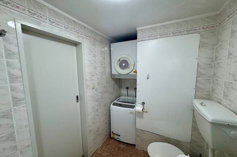 Photo of property in Melksham Towers, 402/131 Brougham Street, Mount Victoria, Wellington, 6011