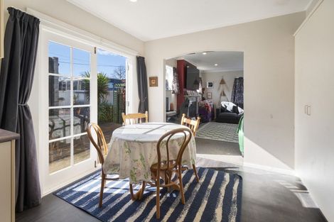 Photo of property in 84 Lethbridge Street, Feilding, 4702