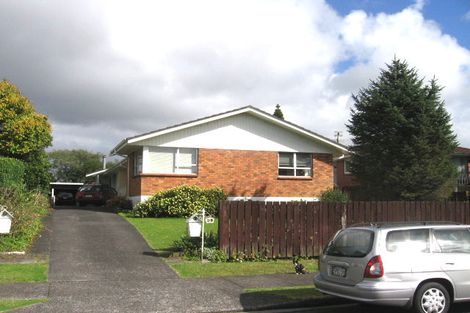 Photo of property in 2/23 Poinsettia Place, Henderson, Auckland, 0610