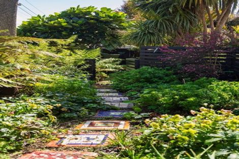 Photo of property in 2a Tyburnia Avenue, Mount Albert, Auckland, 1025