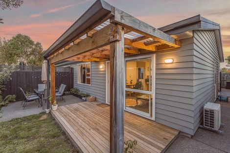 Photo of property in 4/163 Edgeware Road, Edgeware, Christchurch, 8013