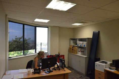 Photo of property in A/38 Whitaker Place, Grafton, Auckland, 1010