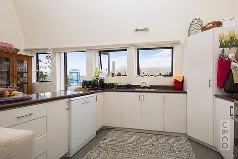 Photo of property in 231 Taiapa Road, Muriwai, Waimauku, 0881