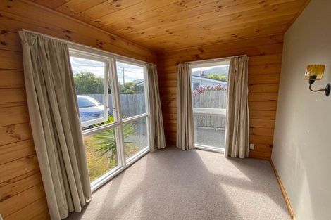 Photo of property in 4 Rimu Street, Waikanae, 5036