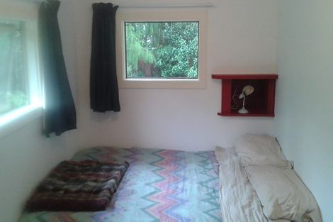 Photo of property in 82 Opanuku Road, Henderson Valley, Auckland, 0612