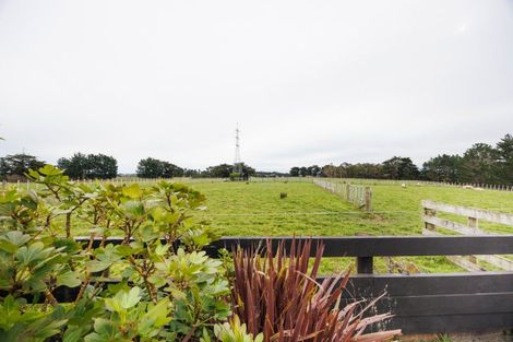 Photo of property in 32 Stoneleigh Lane, Aokautere, Palmerston North, 4471