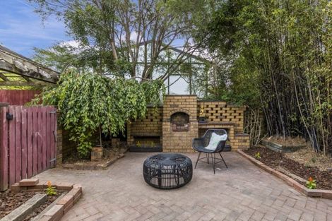 Photo of property in 50 Kohekohe Street, New Lynn, Auckland, 0600