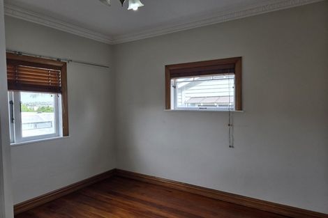 Photo of property in 19 Henry Street, Avondale, Auckland, 1026