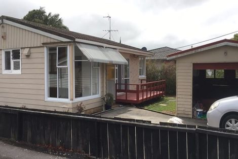 Photo of property in 21 Astley Avenue, New Lynn, Auckland, 0600