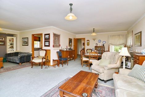 Photo of property in 112 Kippenberger Avenue, Rangiora, 7400