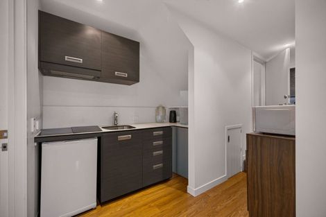 Photo of property in 2 Quartz Rise, Queenstown, 9300