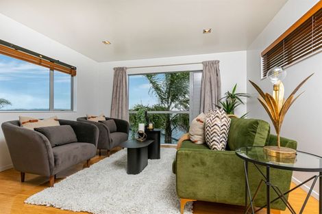 Photo of property in 9 Gerda Place, Ranui, Auckland, 0612