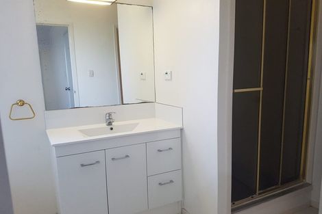 Photo of property in 2/170 Gowing Drive, Meadowbank, Auckland, 1072