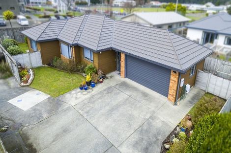 Photo of property in 5 Talbot Grove, Trentham, Upper Hutt, 5018