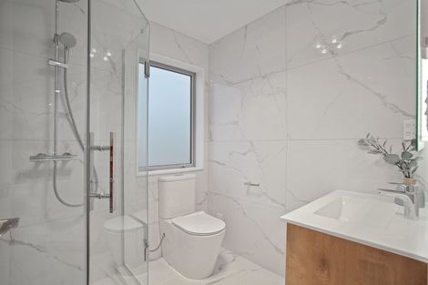 Photo of property in 37b Sorrel Crescent, Bucklands Beach, Auckland, 2012