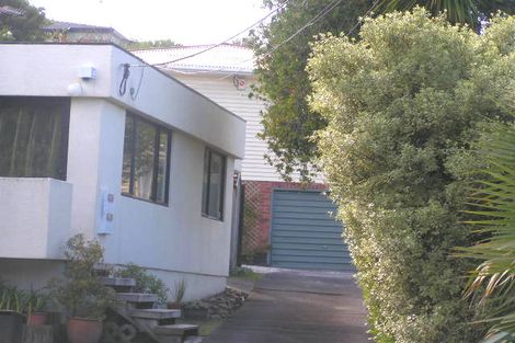Photo of property in 2/41 Merriefield Avenue, Forrest Hill, Auckland, 0620