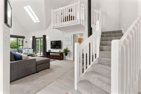 Photo of property in 43 Mcmaster Street, Greytown, 5712