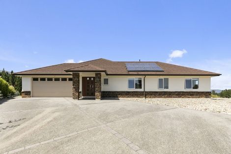 Photo of property in 24a Mount Marua Way, Timberlea, Upper Hutt, 5018