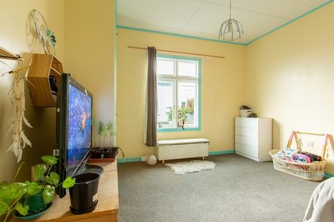 Photo of property in 25 York Street, Dannevirke, 4930