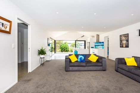 Photo of property in 39 Stoke Street, Sumner, Christchurch, 8081