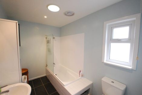 Photo of property in 3 Central Terrace, Alicetown, Lower Hutt, 5010