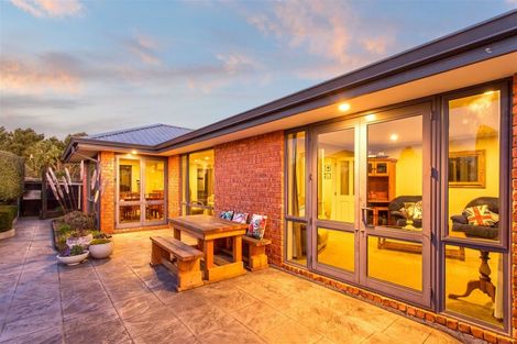 Photo of property in 2 Kimbrace Place, Belfast, Christchurch, 8051