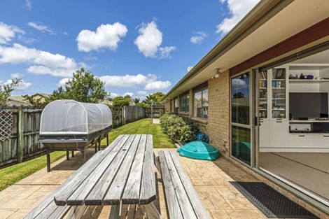 Photo of property in 8 Adelphi Place Albany Auckland - North Shore
