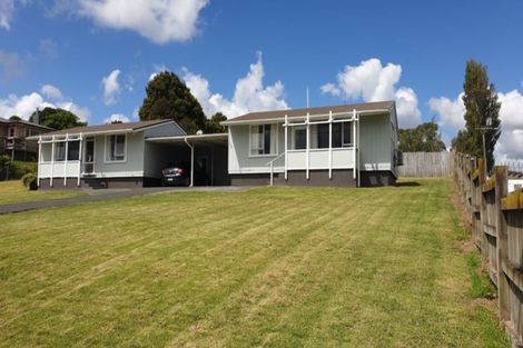 Photo of property in 42 View Street, Maungaturoto, 0520