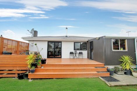 Photo of property in 48 Tyndall Street, Pahiatua, 4910
