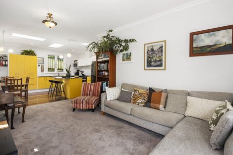 Photo of property in 105 Volga Street, Island Bay, Wellington, 6023