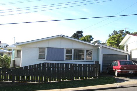 Photo of property in 97 Beazley Avenue, Paparangi, Wellington, 6037