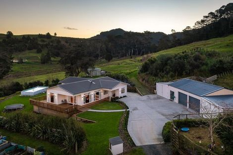 Photo of property in 39 Phillips Road, Dome Forest, Warkworth, 0981