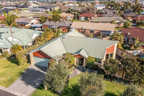 Photo of property in 4 Mayfair Close, Whitianga, 3510