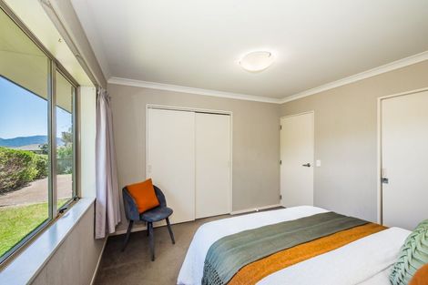 Photo of property in 53 Realm Drive, Paraparaumu, 5032