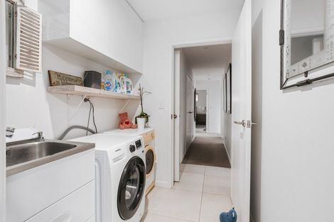 Photo of property in 3 Taioma Close, Papamoa, 3118