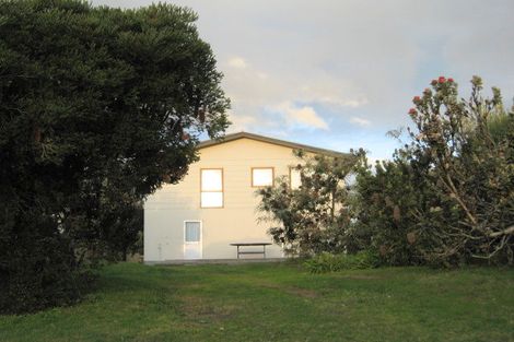 Photo of property in 202 Rangi Avenue, Whangamata, 3620